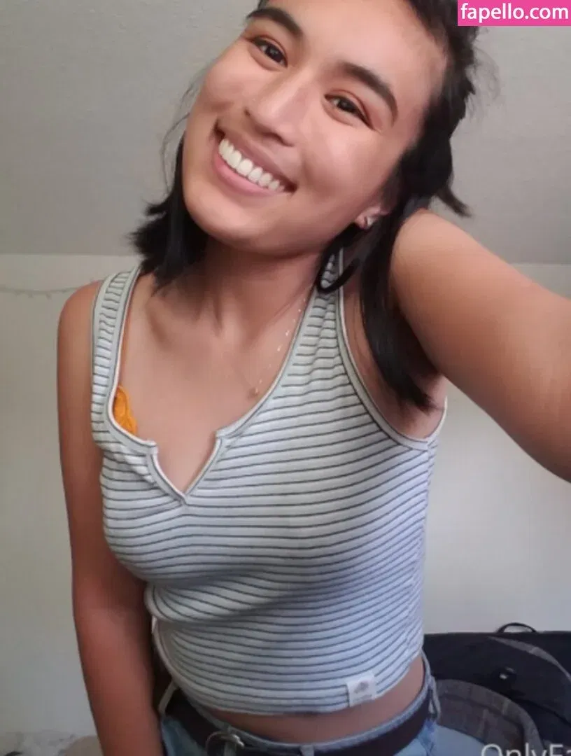 Ava Tran Onlyfans Photo Gallery 