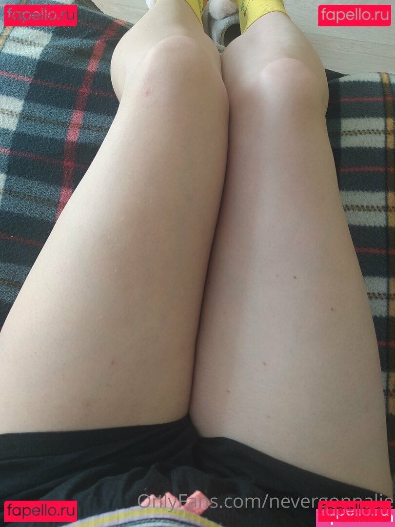 nevergonnalie / nevergonnalie_ Onlyfans Photo Gallery 