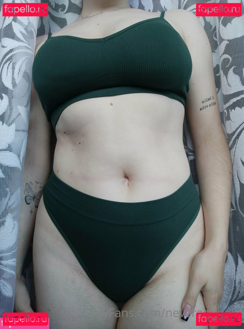 nevergonnalie / nevergonnalie_ Onlyfans Photo Gallery 