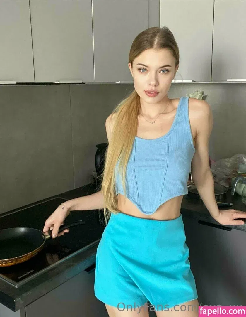 eva_xx Onlyfans Photo Gallery 