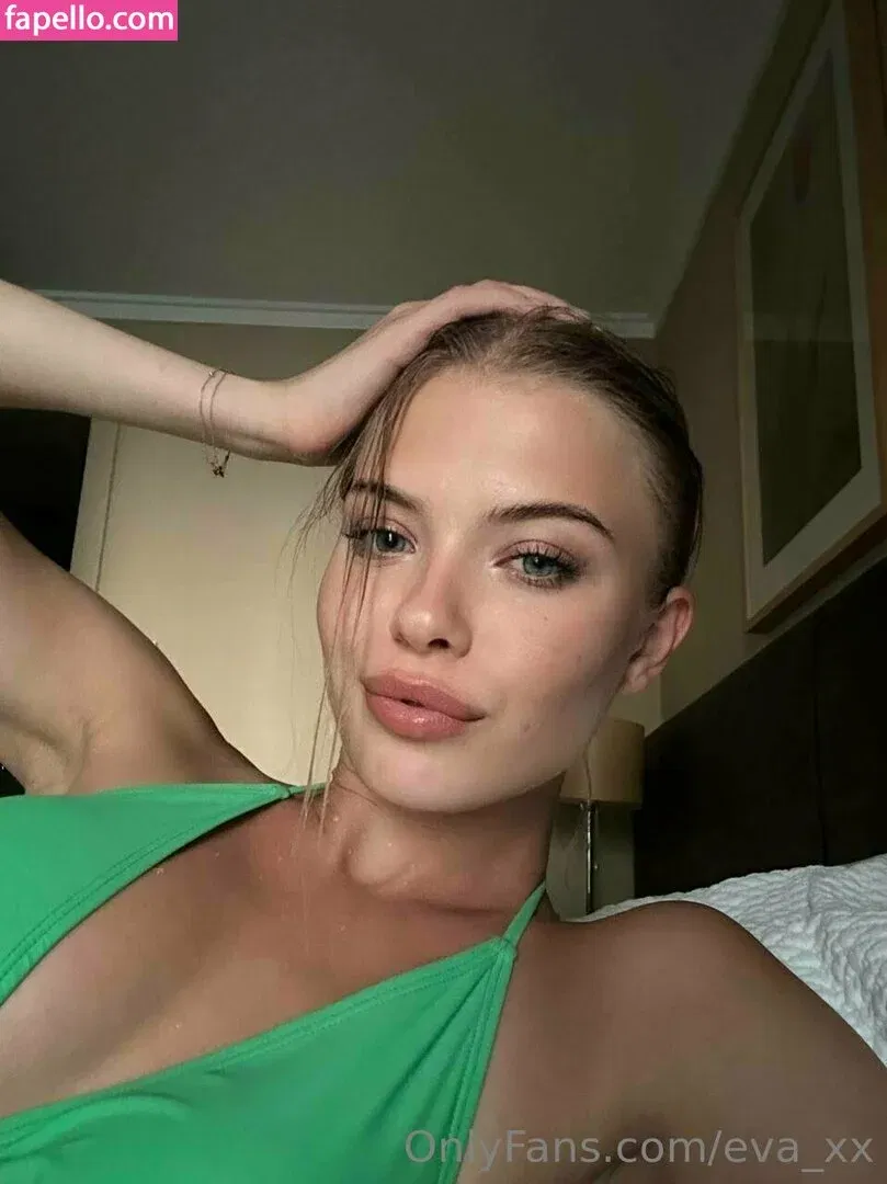 eva_xx Onlyfans Photo Gallery 