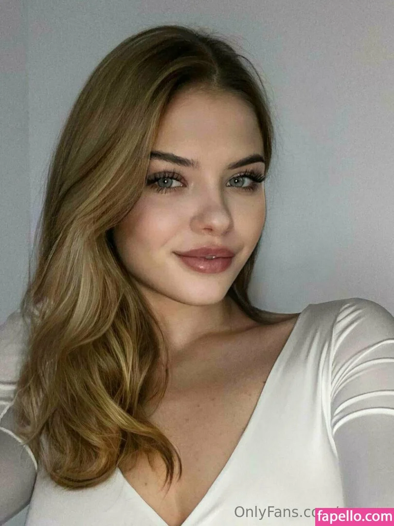 eva_xx Onlyfans Photo Gallery 