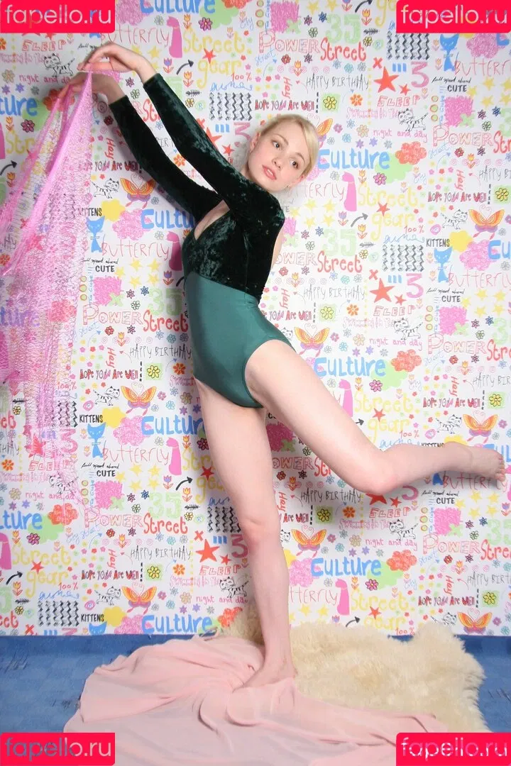 totalsupercuties Onlyfans Photo Gallery 