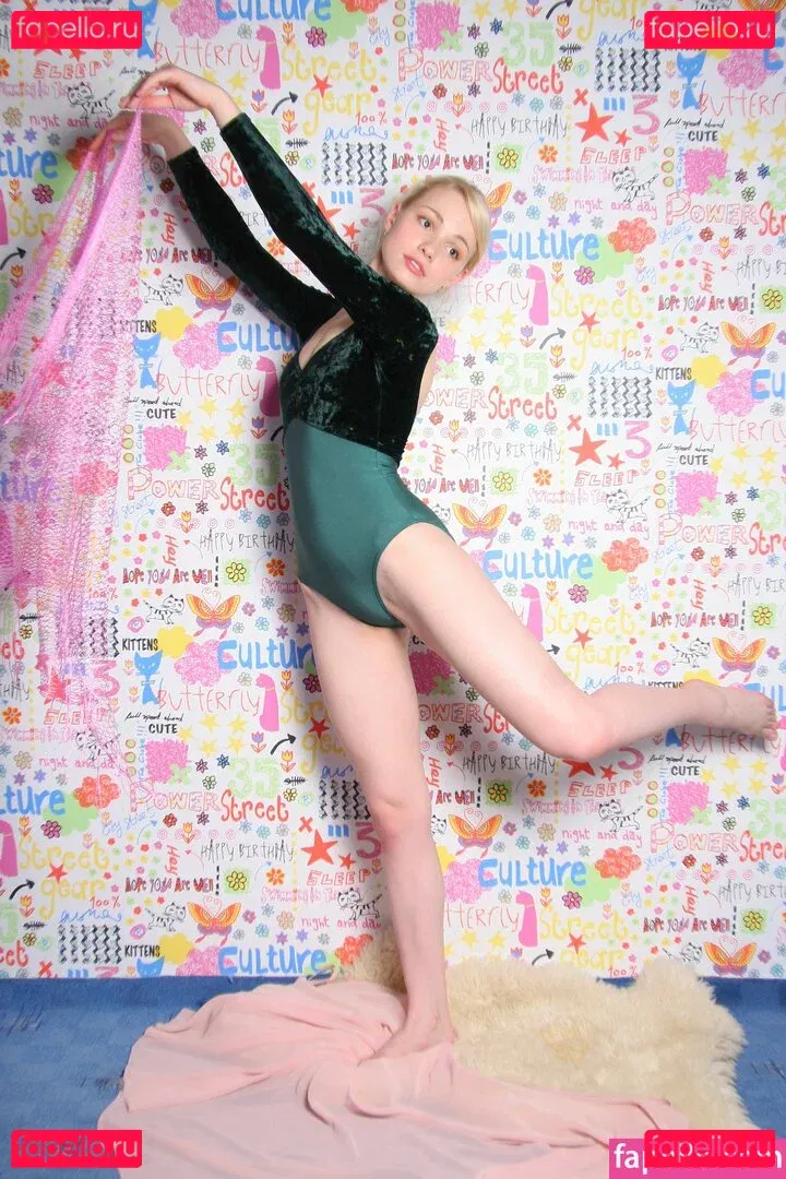 totalsupercuties Onlyfans Photo Gallery 