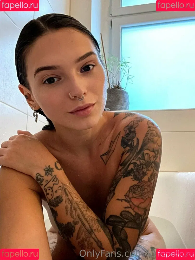 Kitty Berg Onlyfans Photo Gallery 