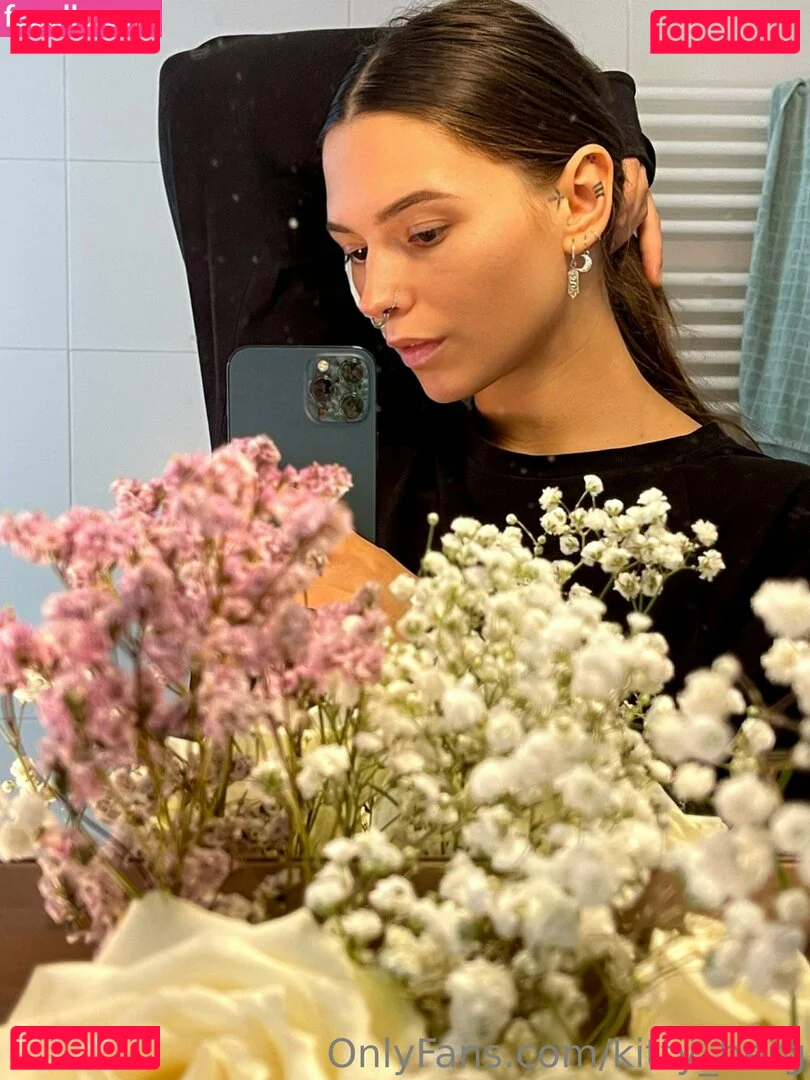 Kitty Berg Onlyfans Photo Gallery 