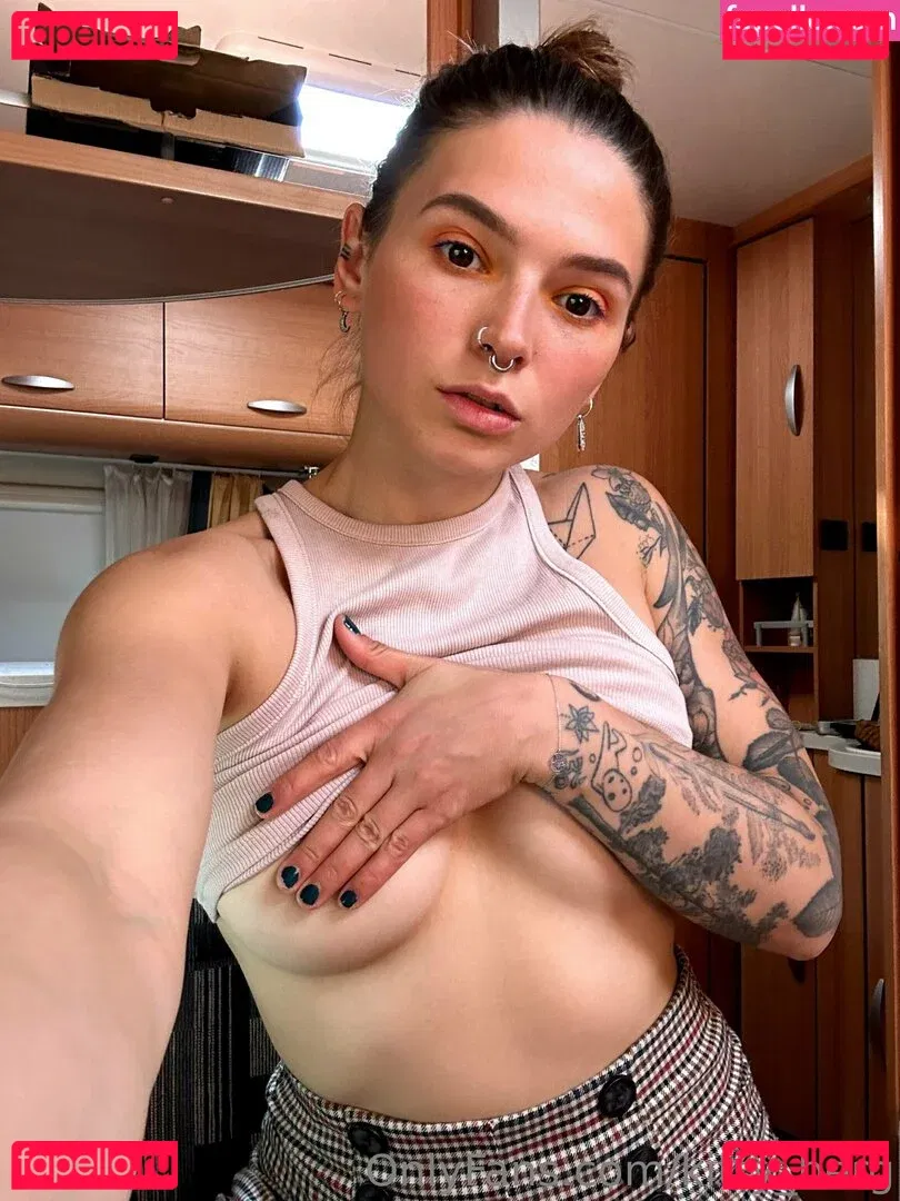 Kitty Berg Onlyfans Photo Gallery 