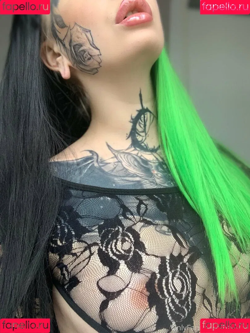 bat.gyal Onlyfans Photo Gallery 