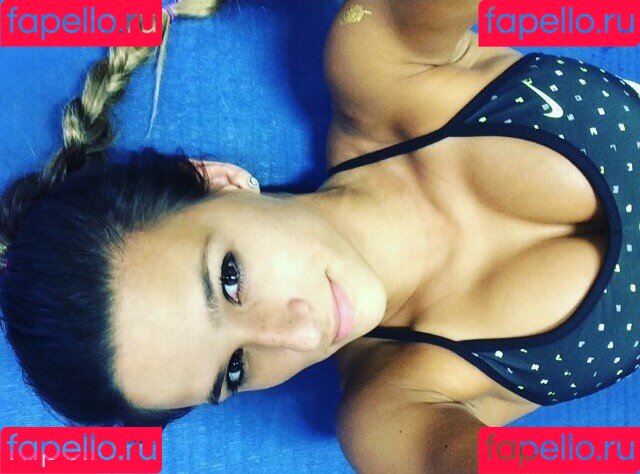 Jade Barbosa Onlyfans Photo Gallery 