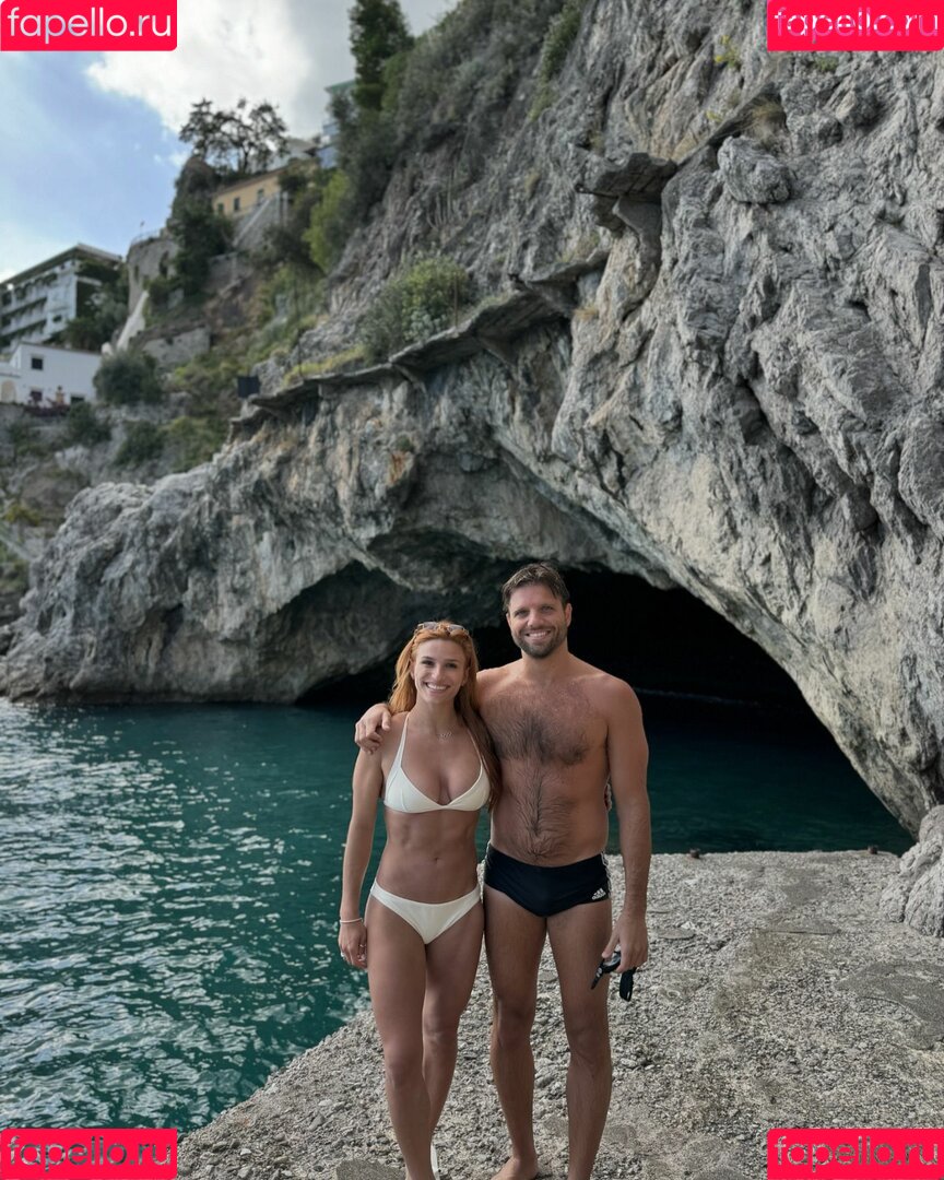 Jade Barbosa Onlyfans Photo Gallery 