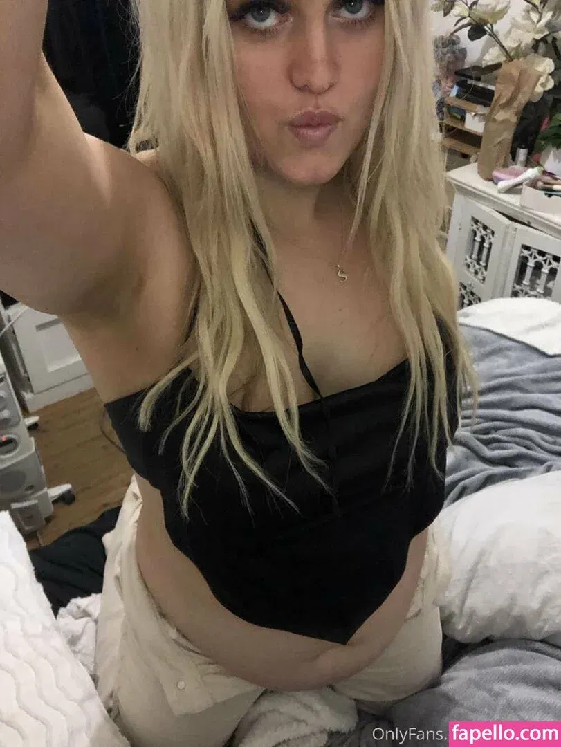 sumbelly Onlyfans Photo Gallery 