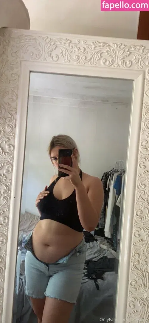 sumbelly Onlyfans Photo Gallery 