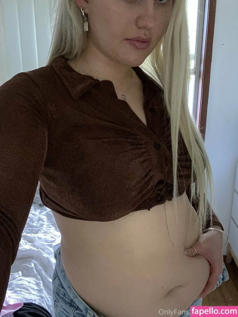 sumbelly Onlyfans Photo Gallery 