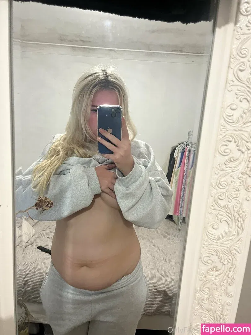 sumbelly Onlyfans Photo Gallery 