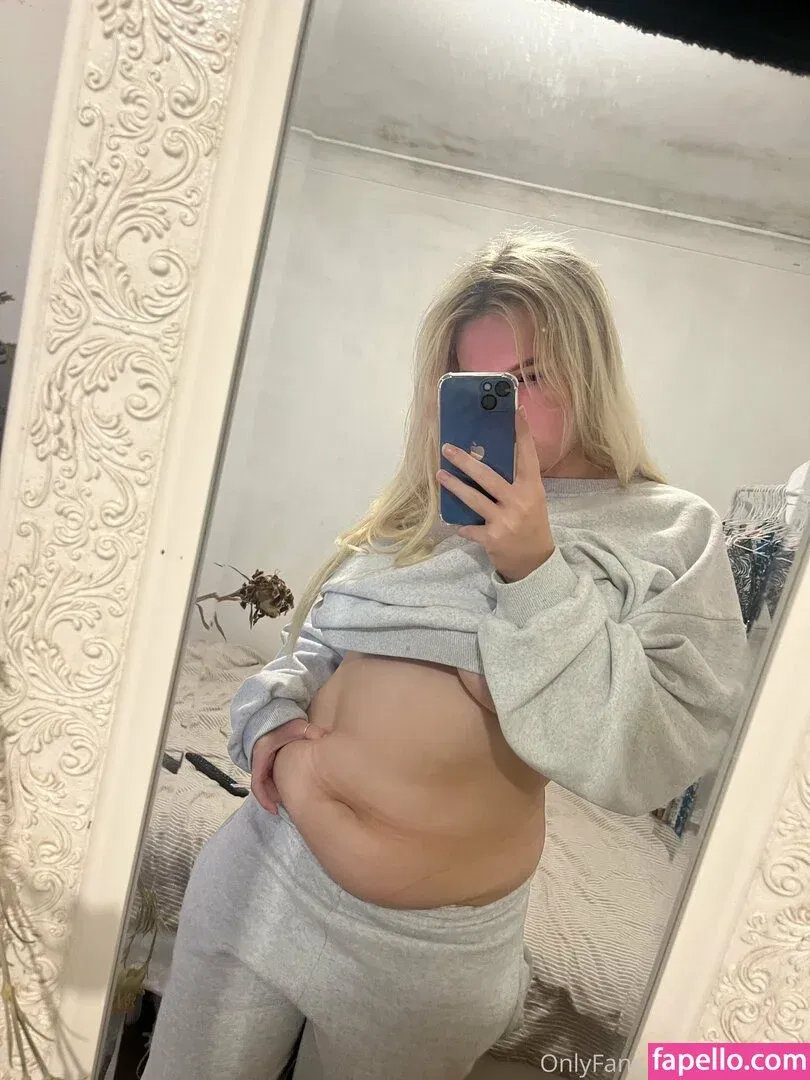 sumbelly Onlyfans Photo Gallery 