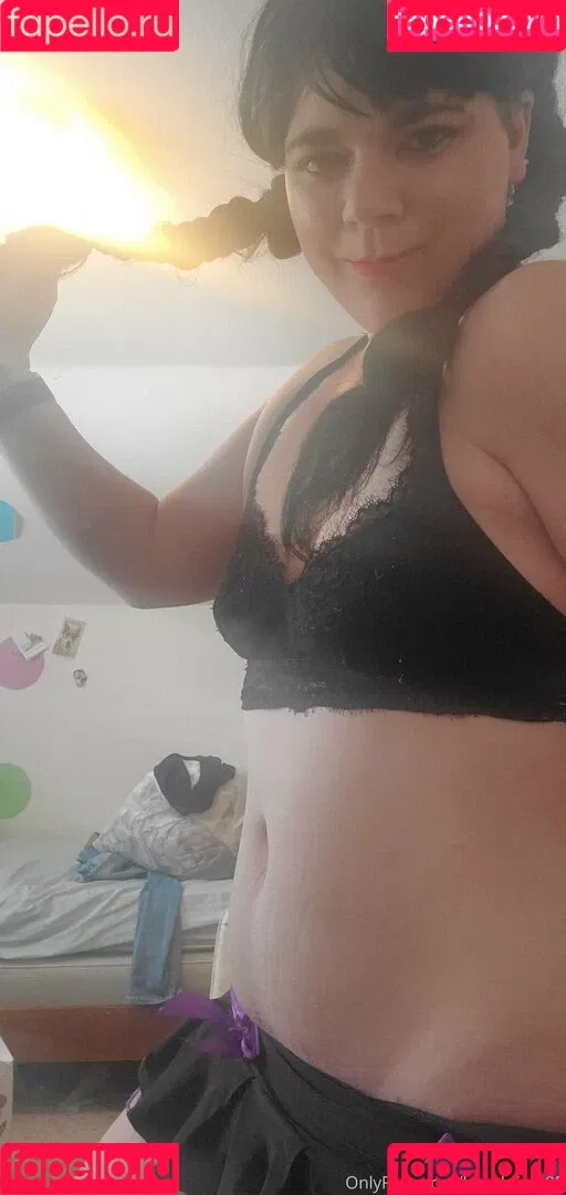 mistresskrissy95 Onlyfans Photo Gallery 
