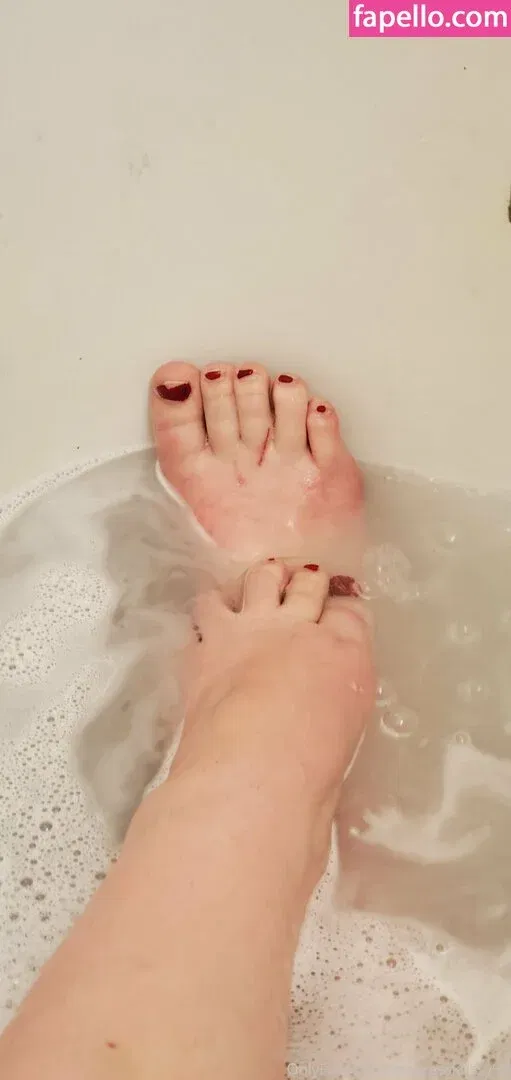 mistresskrissy95 Onlyfans Photo Gallery 