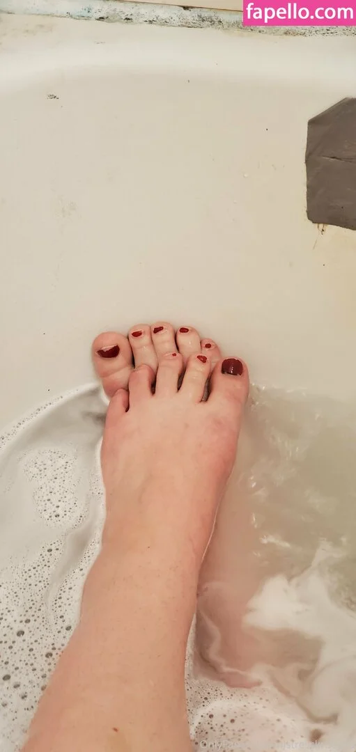 mistresskrissy95 Onlyfans Photo Gallery 