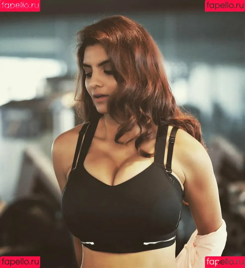 Anveshi Jain Onlyfans Photo Gallery 