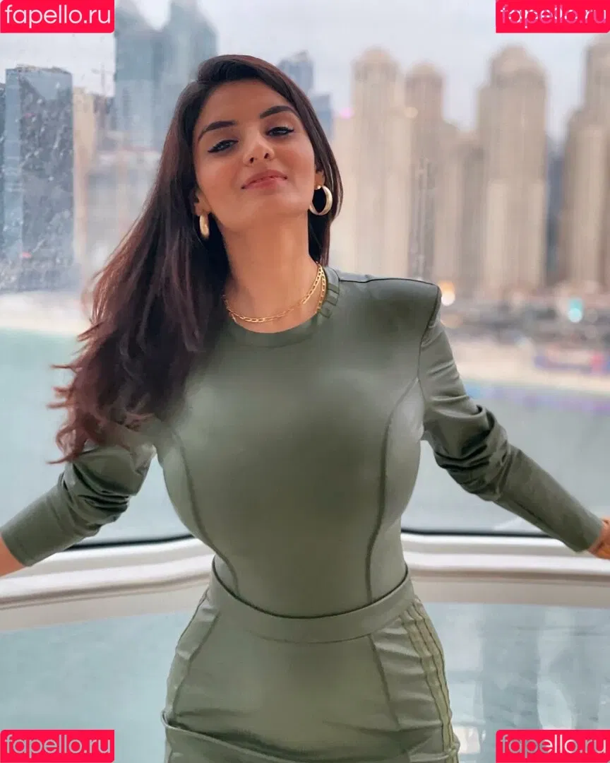 Anveshi Jain Onlyfans Photo Gallery 