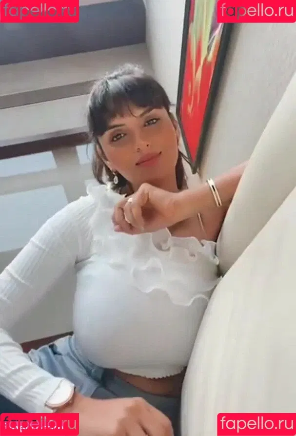 Anveshi Jain Onlyfans Photo Gallery 