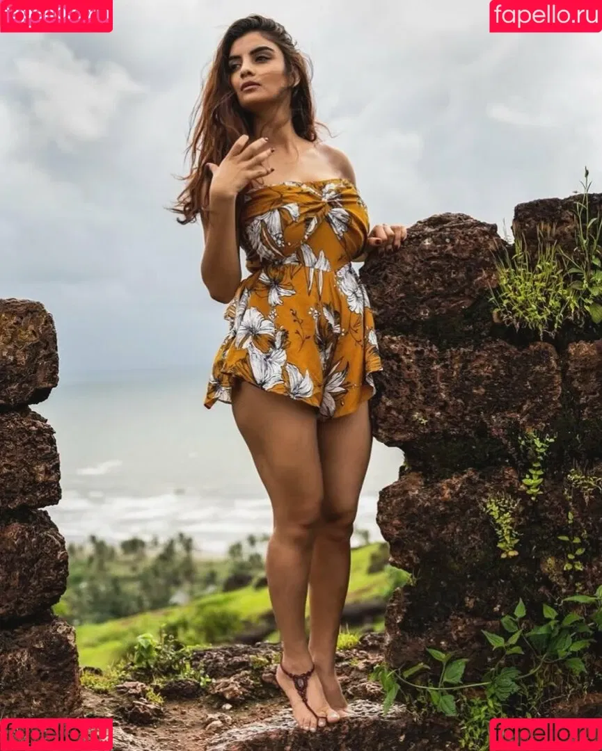 Anveshi Jain Onlyfans Photo Gallery 