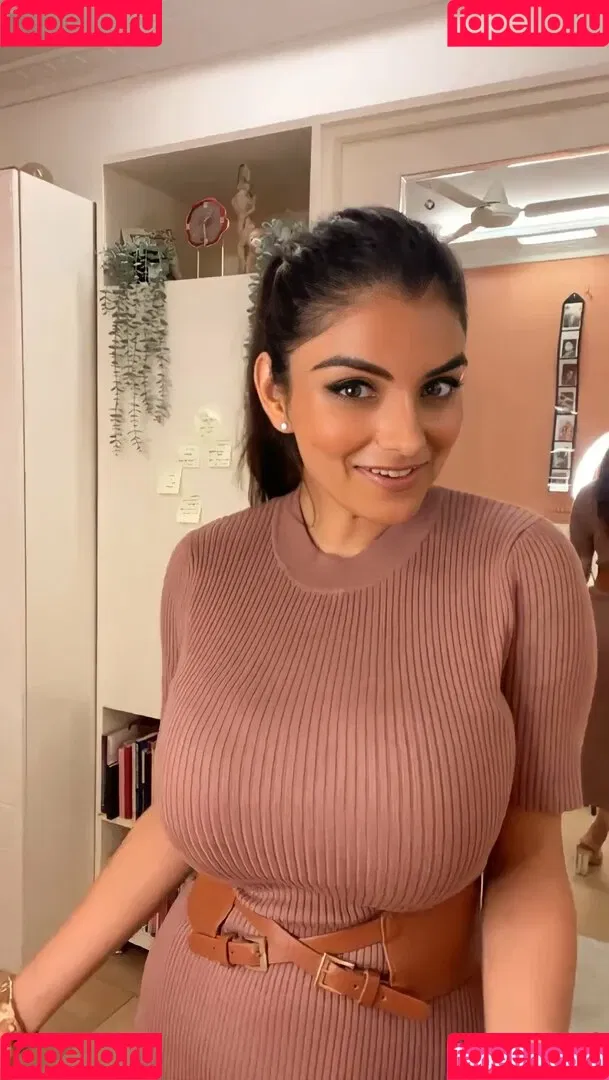 Anveshi Jain Onlyfans Photo Gallery 