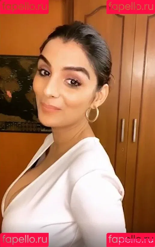Anveshi Jain Onlyfans Photo Gallery 