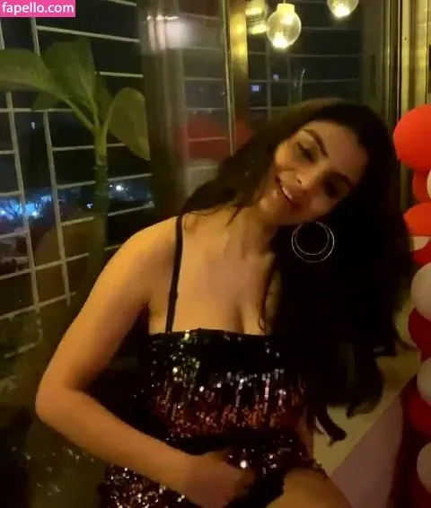 Anveshi Jain Onlyfans Photo Gallery 