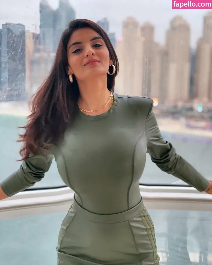 Anveshi Jain Onlyfans Photo Gallery 