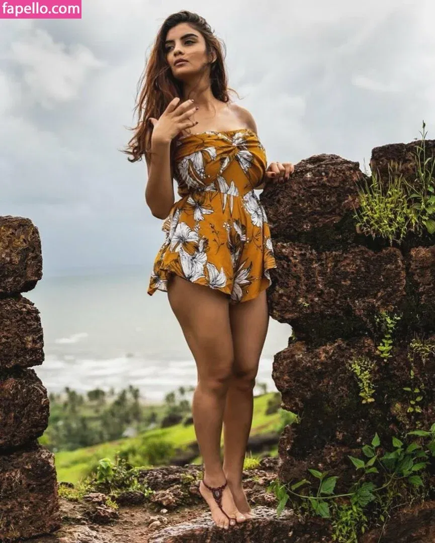 Anveshi Jain Onlyfans Photo Gallery 