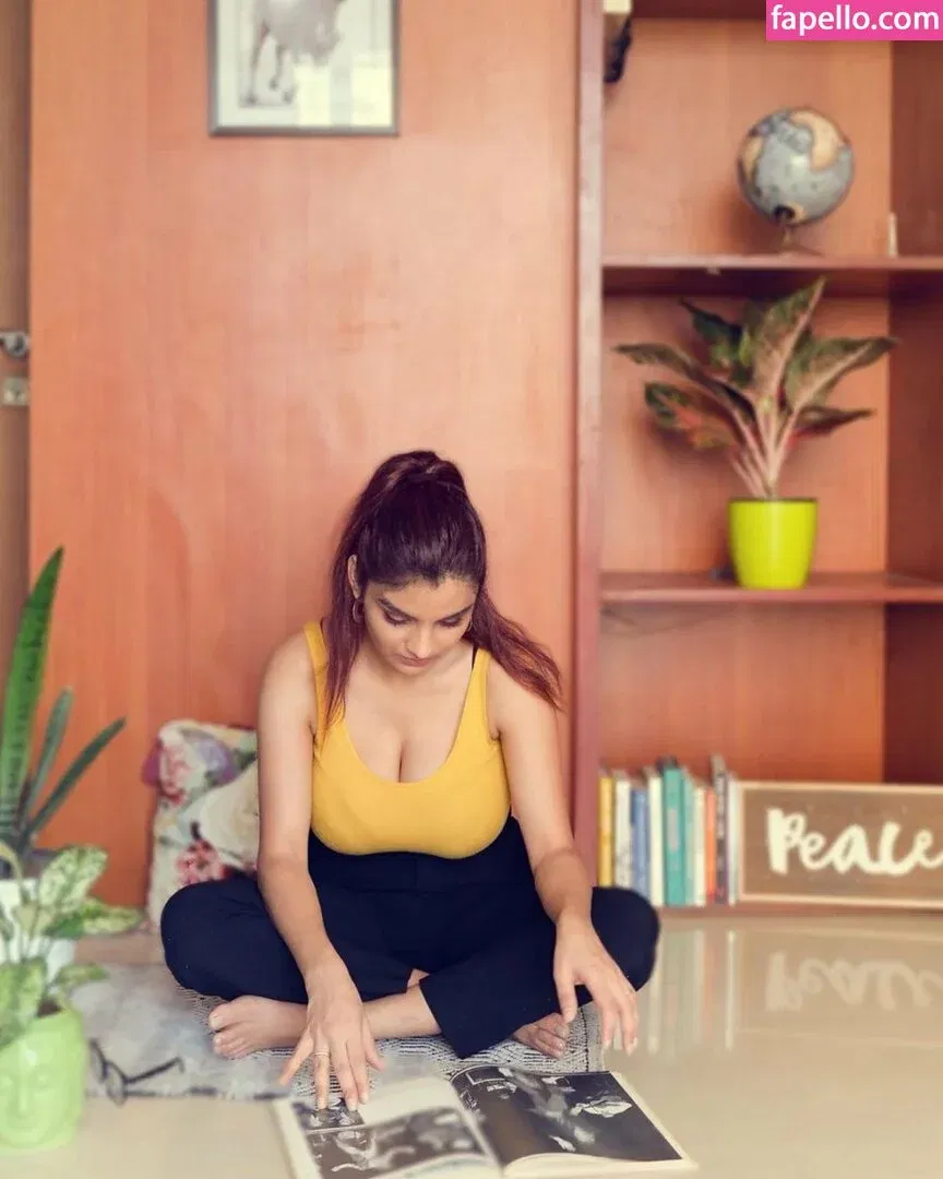 Anveshi Jain Onlyfans Photo Gallery 