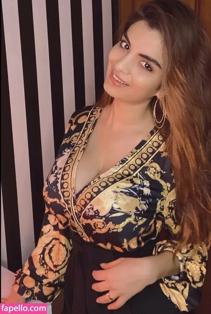 Anveshi Jain Onlyfans Photo Gallery 