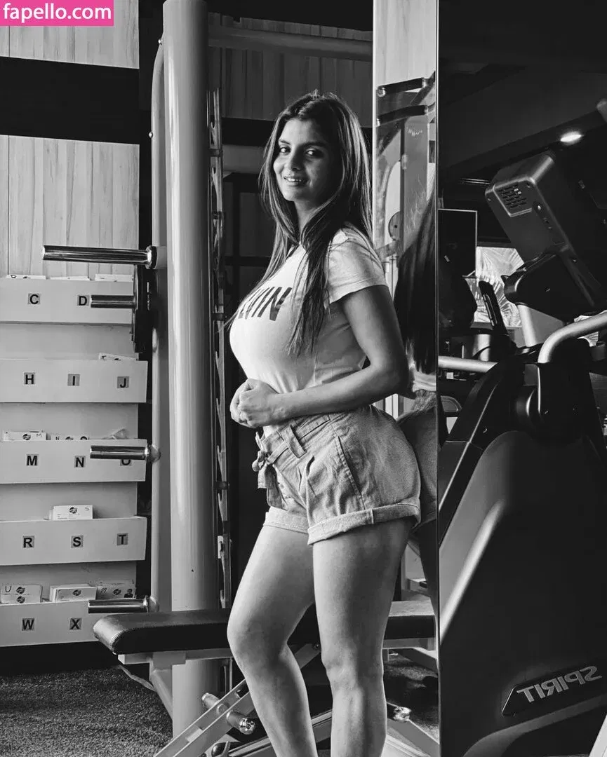 Anveshi Jain Onlyfans Photo Gallery 