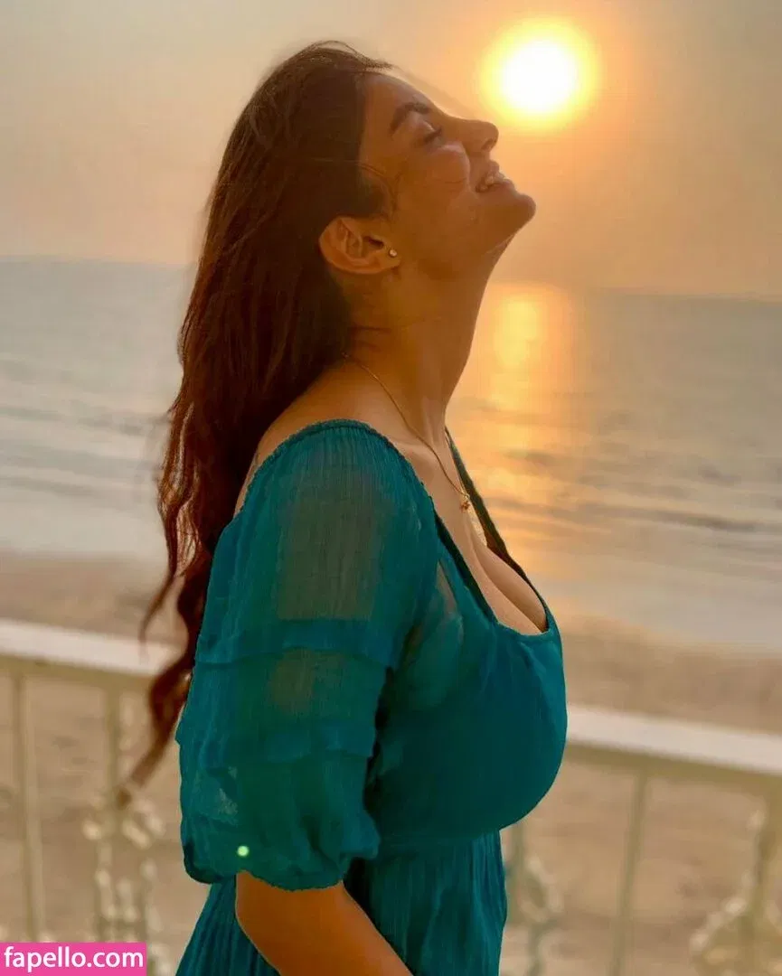 Anveshi Jain Onlyfans Photo Gallery 