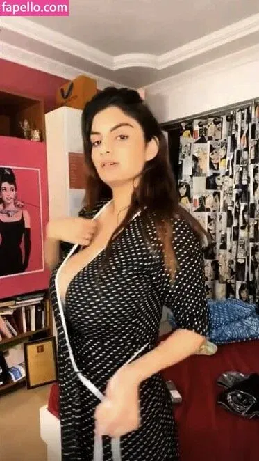 Anveshi Jain Onlyfans Photo Gallery 