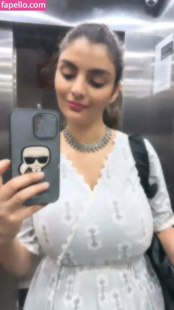 Anveshi Jain Onlyfans Photo Gallery 