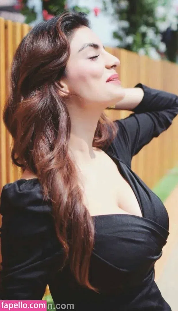 Anveshi Jain Onlyfans Photo Gallery 