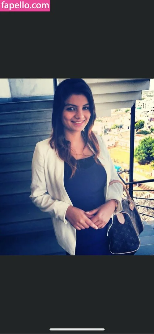 Anveshi Jain Onlyfans Photo Gallery 