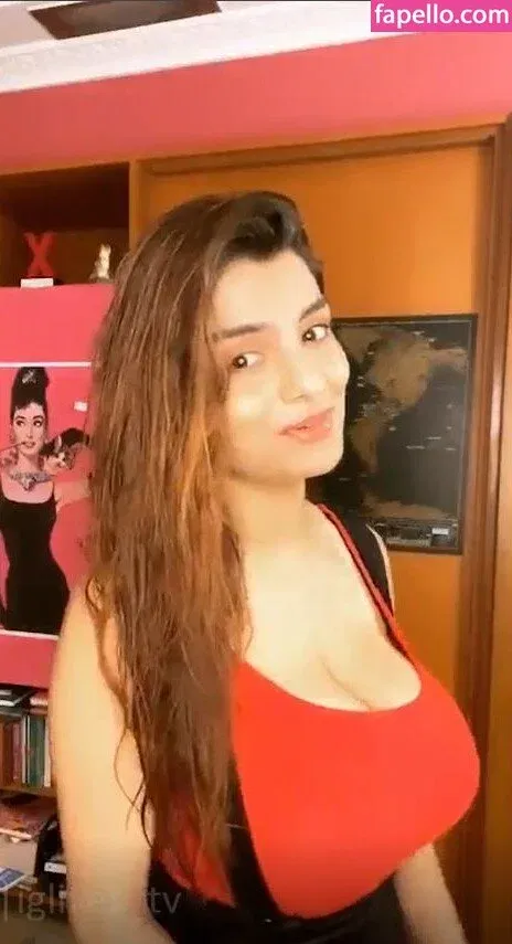 Anveshi Jain Onlyfans Photo Gallery 