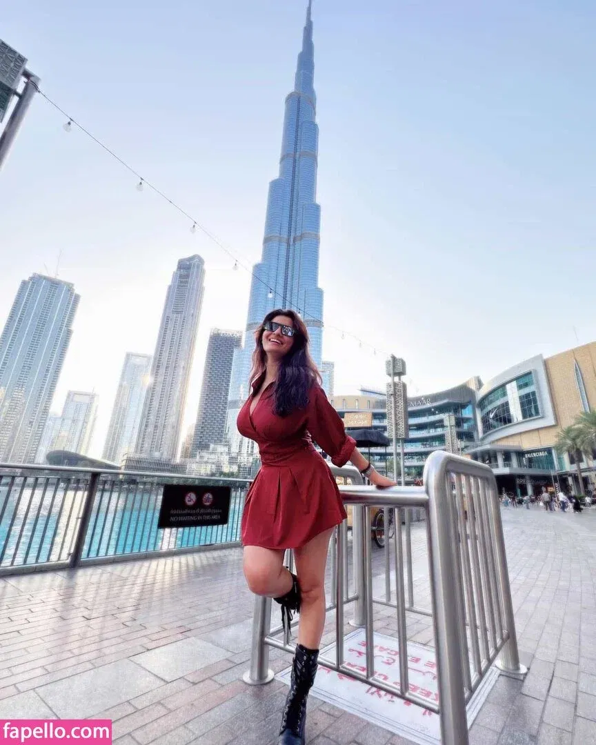 Anveshi Jain Onlyfans Photo Gallery 