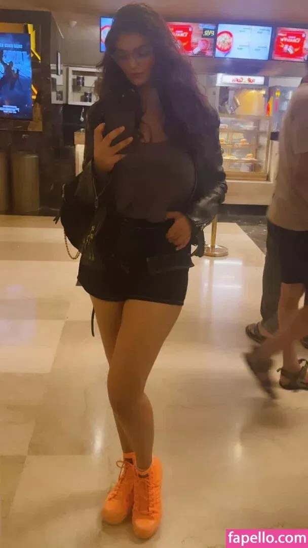 Anveshi Jain Onlyfans Photo Gallery 