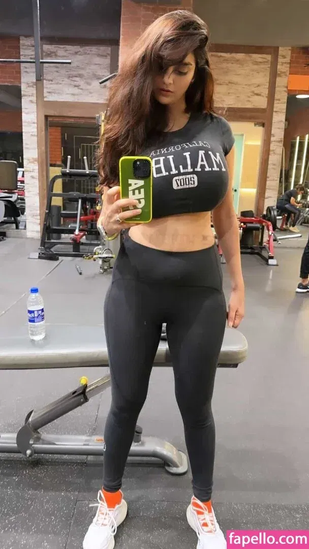 Anveshi Jain Onlyfans Photo Gallery 