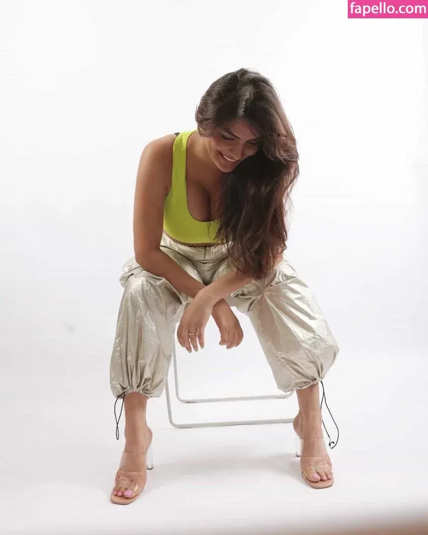 Anveshi Jain Onlyfans Photo Gallery 