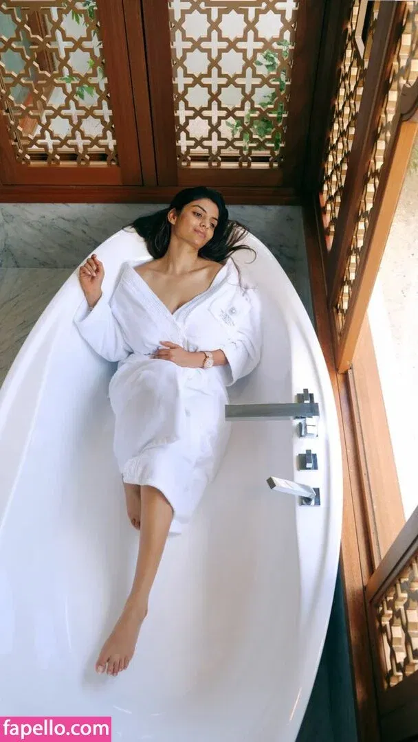 Anveshi Jain Onlyfans Photo Gallery 