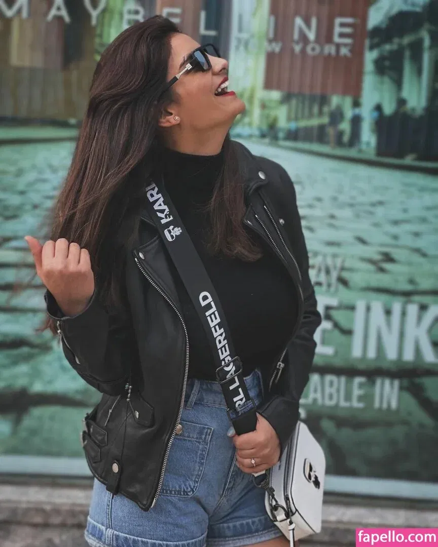 Anveshi Jain Onlyfans Photo Gallery 