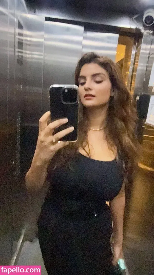 Anveshi Jain Onlyfans Photo Gallery 