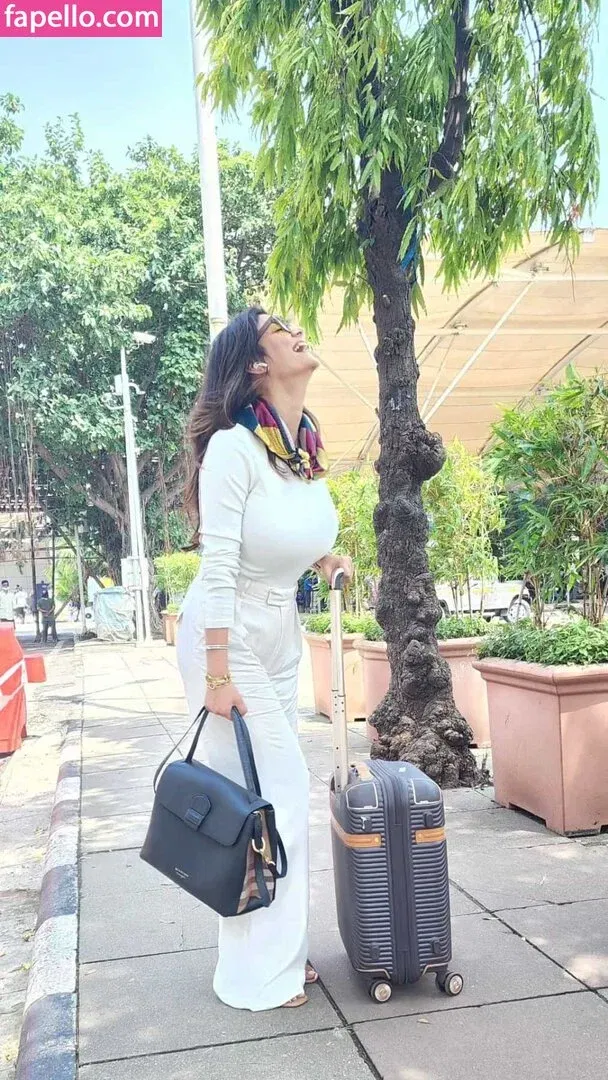 Anveshi Jain Onlyfans Photo Gallery 