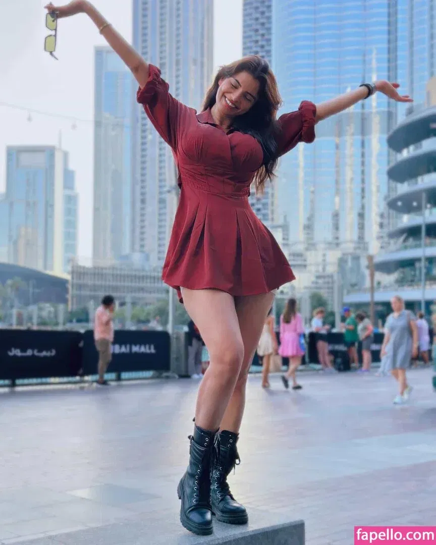 Anveshi Jain Onlyfans Photo Gallery 