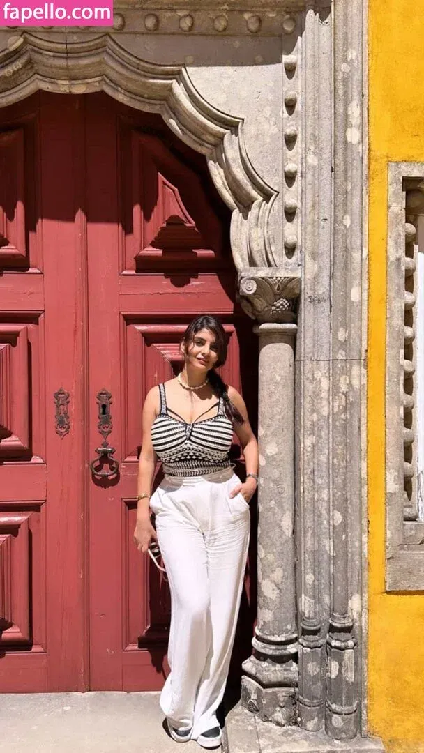 Anveshi Jain Onlyfans Photo Gallery 